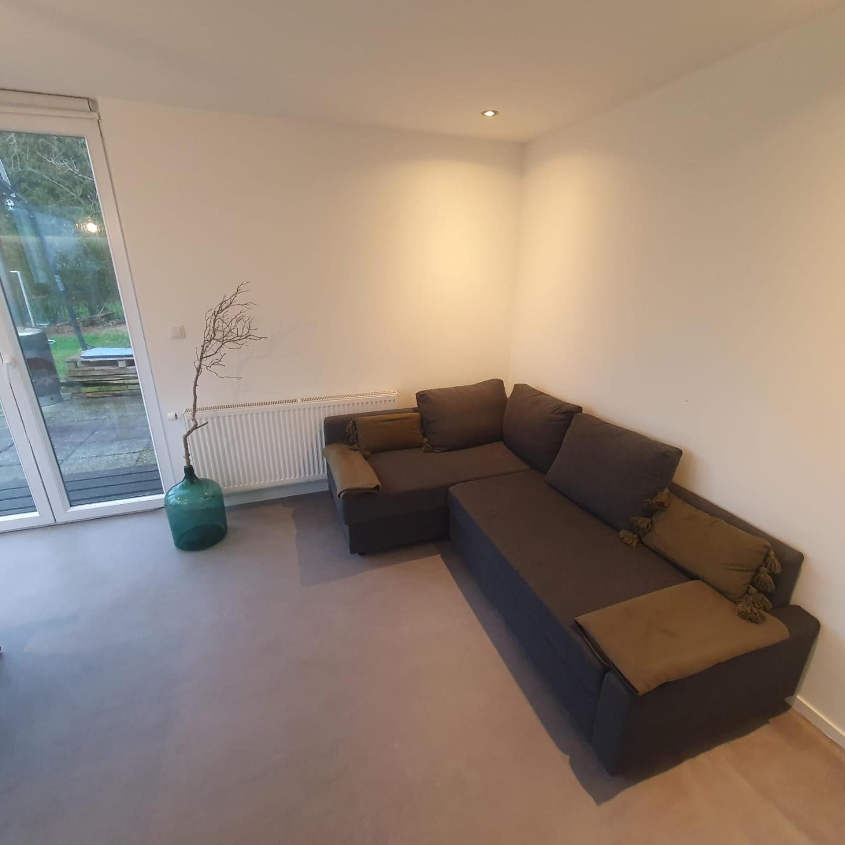 Zelfstandig Gastenverblijf In Het Groene Haren Nabij Groningen Luaran gambar